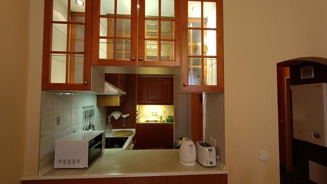 Apartments Stubsi With Colonnade View Κάρλοβι Βάρι Εξωτερικό φωτογραφία