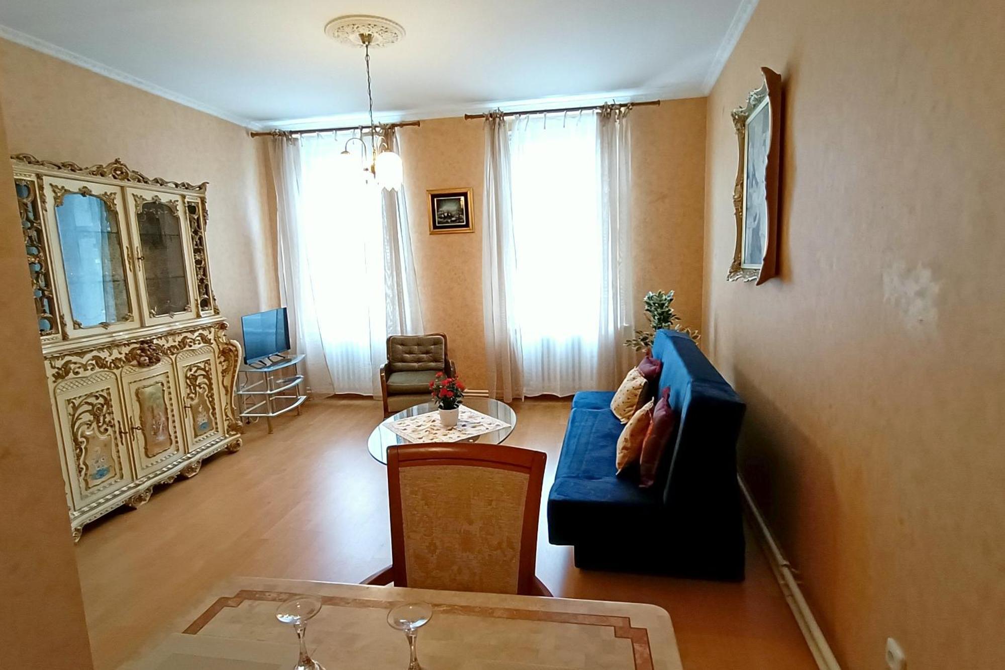 Apartments Stubsi With Colonnade View Κάρλοβι Βάρι Εξωτερικό φωτογραφία